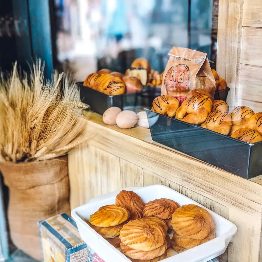 Bánh su kem xếp khay